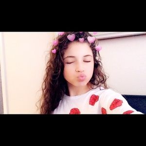 Meet your Posher, Leilani